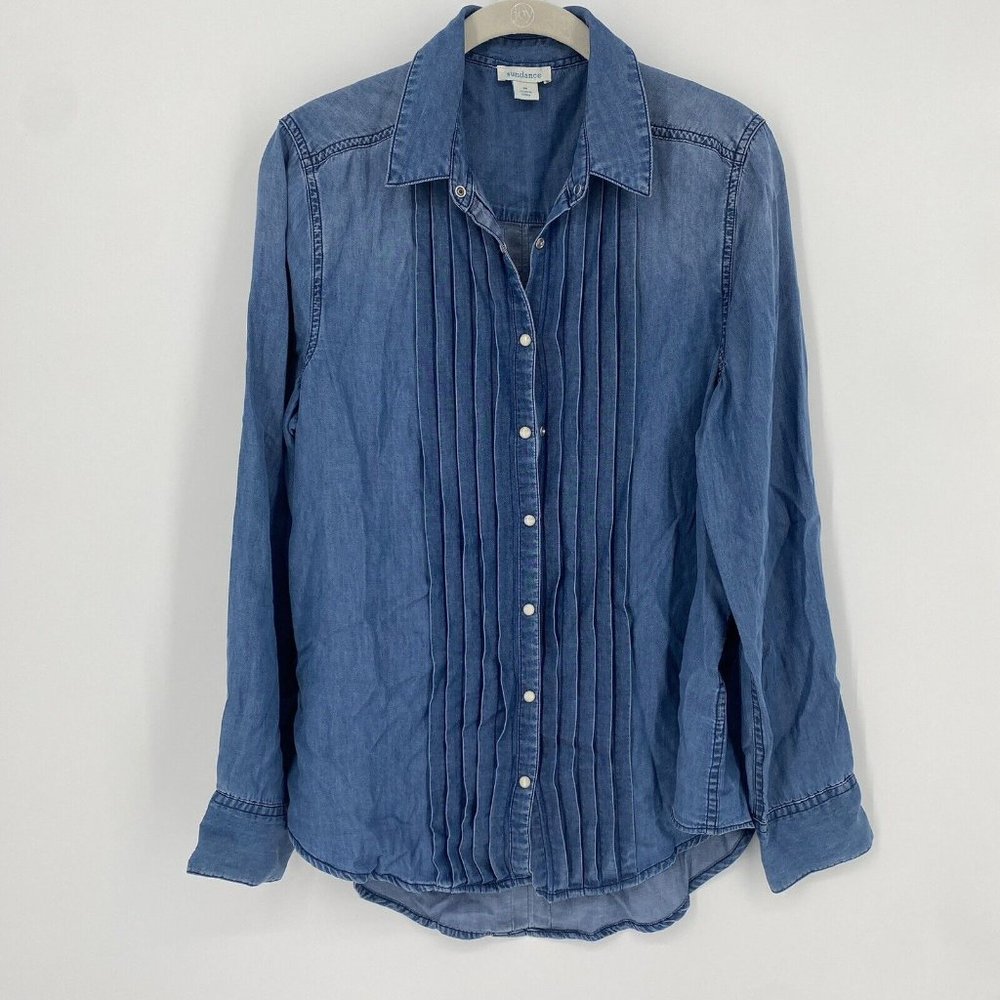 Sundance shirt women’s medium M blue tencel pleated chambray pearl snap preppy
